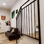 Demasiantval House Apartamento *