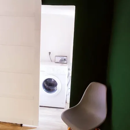 Demasiantval House * Palerme