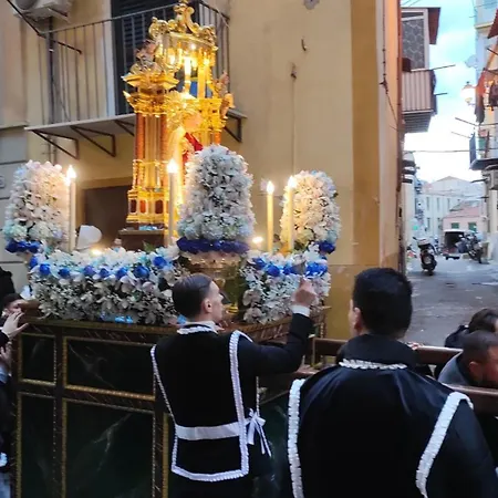 Demasiantval House Palerme