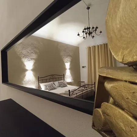 Apartment Demasiantval House